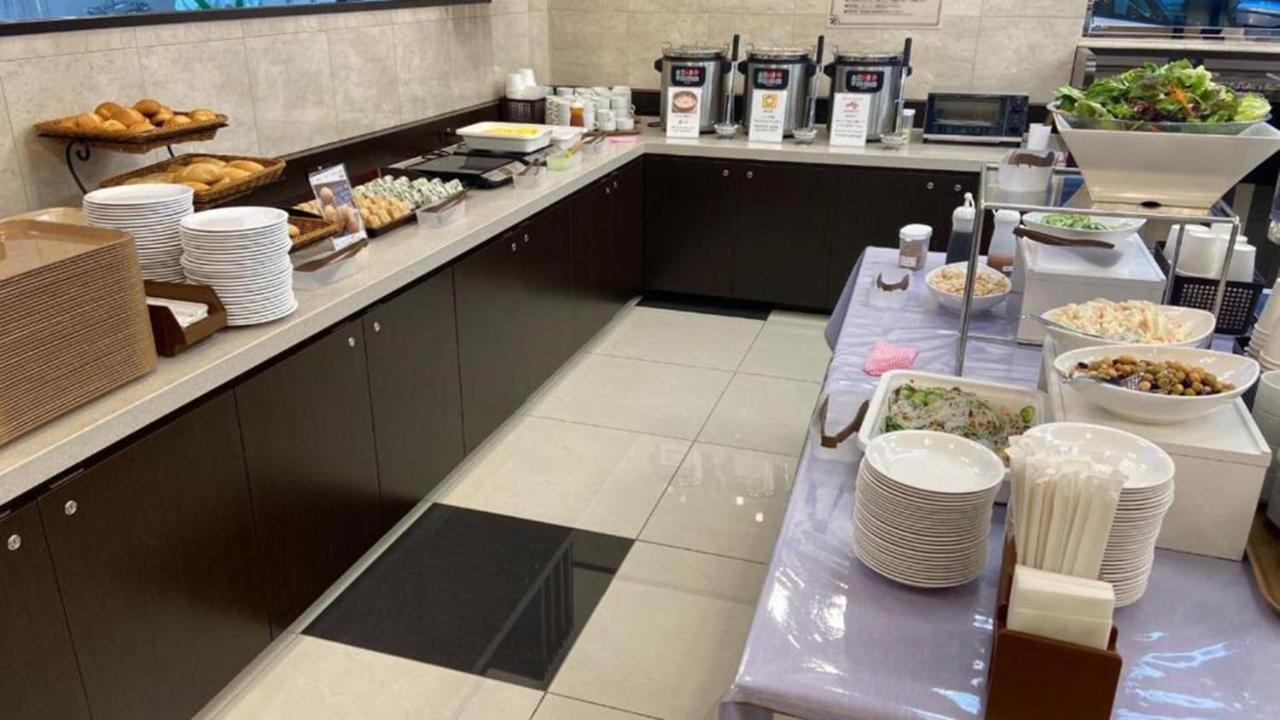 Toyoko Inn Tokyo Akishima-Eki Minami-Guchi Екстериор снимка